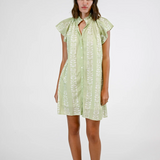 Lucia in Botanical Vine