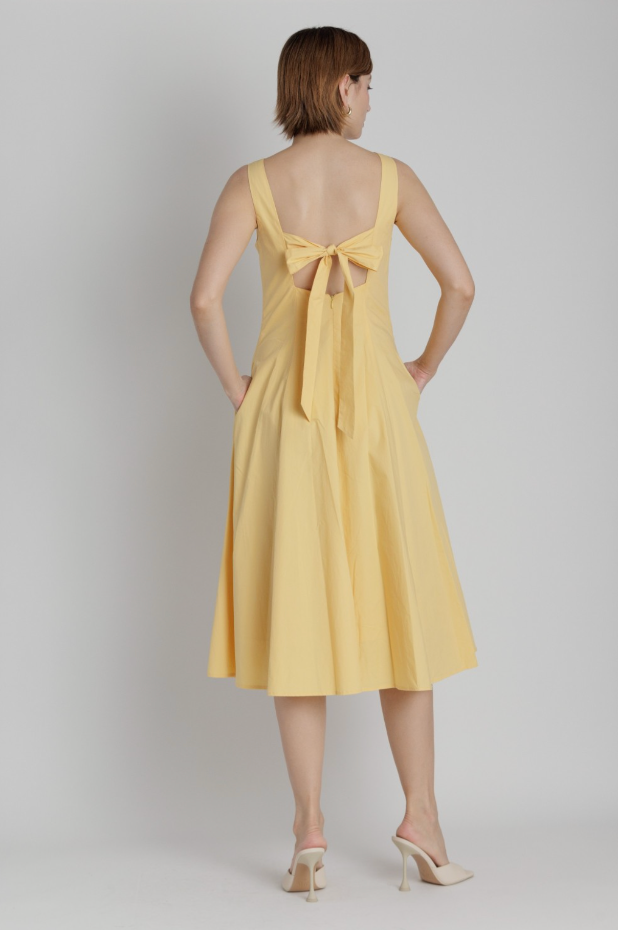 Poplin Keyhole Midi Dress in Yellow – Scottie's